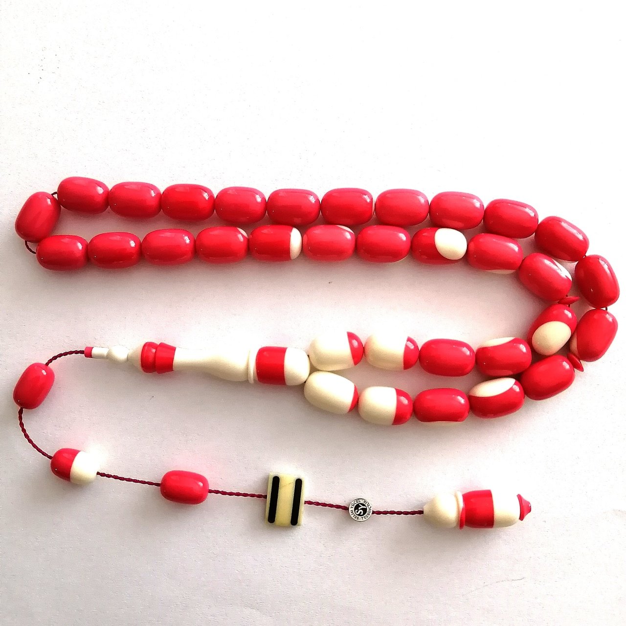 Sistem Püsküllü Selim Yücel İmzalı Kapsül Kesim 11 Numaralı Aramiht Katalin Bilardo Topu Tesbih Beğeninize Sunulmuştur