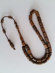 Sistem Püsküllü Özel işçilikli Uçlu Kesme Model Pelesenk Ağacı Tesbih