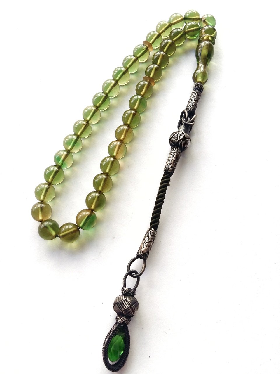 Kazaz Püsküllü Çimen Yeşili Küre Kesim Özel İşçilikli Ateş Kehribar Tesbih