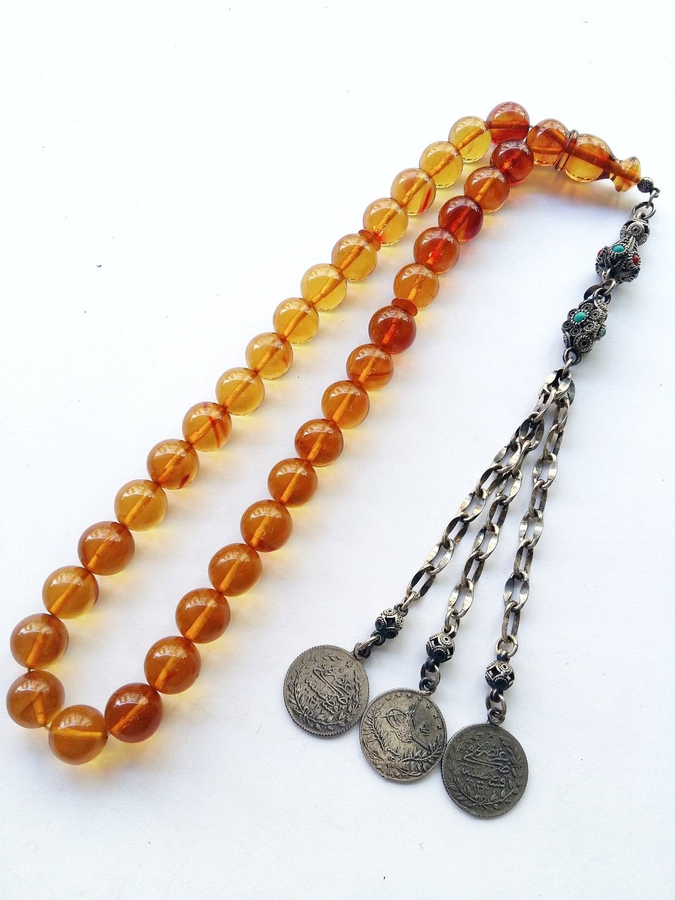 925 Ayar Gümüş Püsküllü Elde Yağ Gibi Çekimi Olan Birinci Sınıf Malzeme Yapımı  İşçilikli, Kolleksiyonluk  ve Günlük Çekime Uygun Ateş Kehribar Tesbih