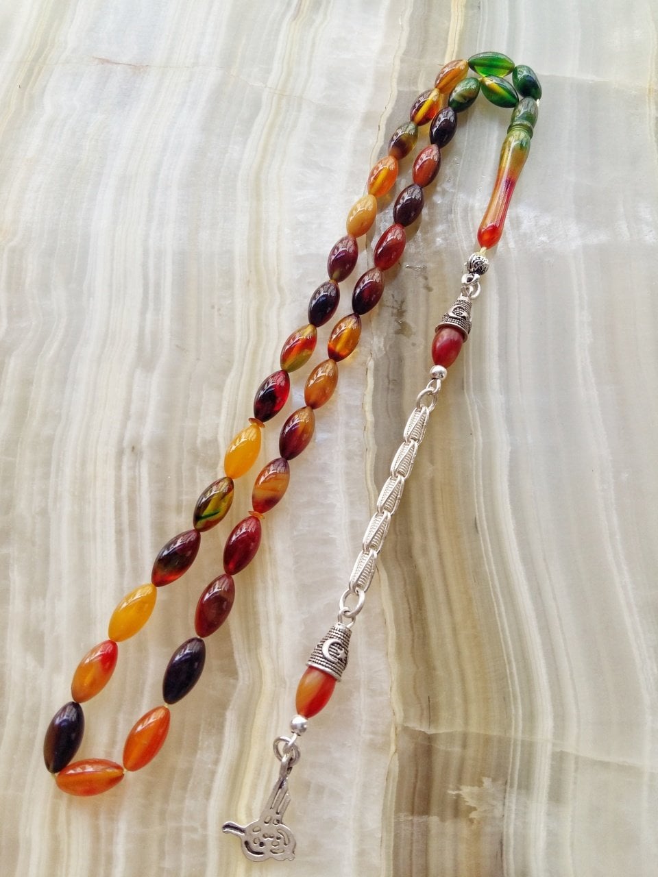 925 Ayar Gümüş Püsküllü Renk Cümbüşü Hareli Elinizden Birakmayacaginiz Sıkma Kehribar Tesbih