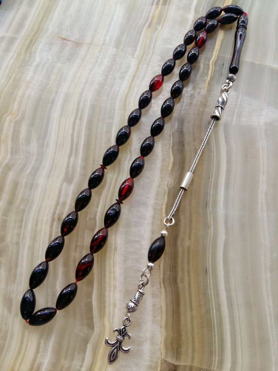 925 Ayar Gümüş Püsküllü Kırmızı Yansımalı özel Tasarım Püsküllü Elinizden Birakmayacaginiz Sıkma Kehribar Tesbih