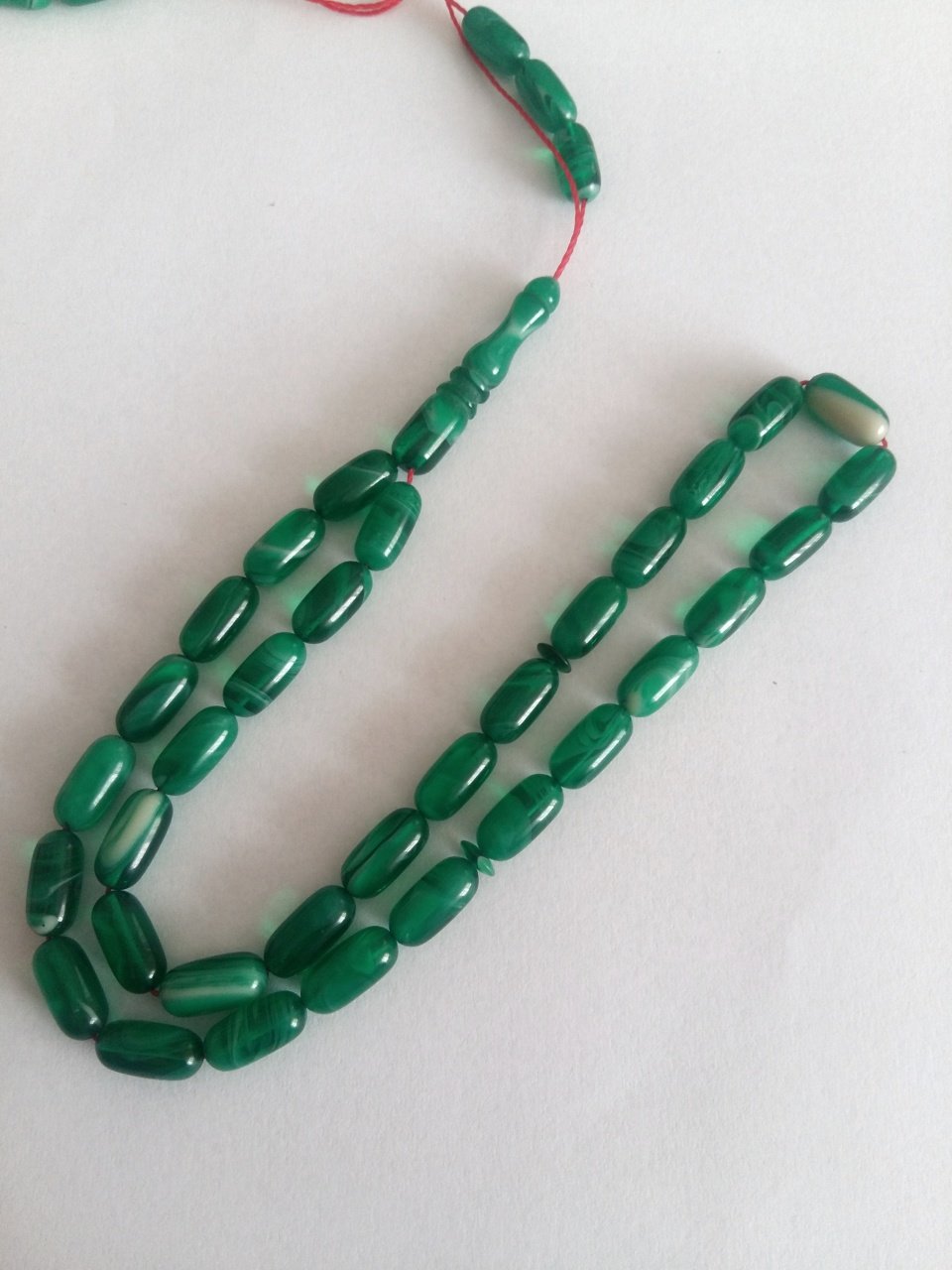 Kapsül Kesim Yoğun Hareli Yeşil Sıkma Kehribar Tesbih