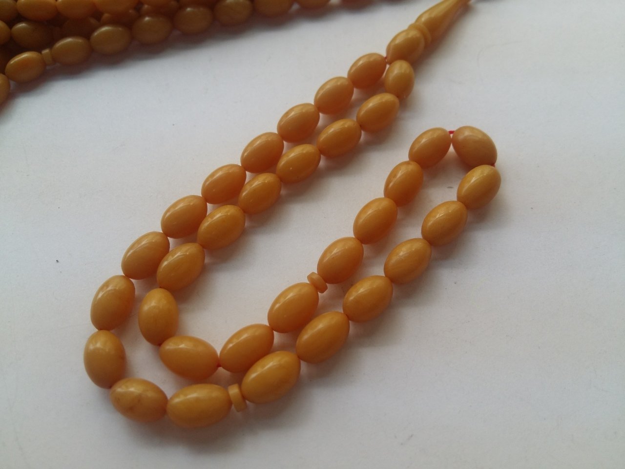 Yoğun Hareli Sıkma Kehribar Tesbih