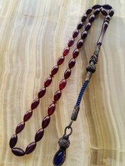 Özel İşçilikli Atölye Yapımı Kazaz Püsküllü Elde Yağ Gibi Çekimi Olan Tesbihimiz Tesbih Severlerin Beğenisine Sunulmuştur