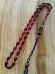 Özel İşçilikli Atölye Yapımı Kazaz Püsküllü Elde Yağ Gibi Çekimi Olan Tesbihimiz Tesbih Severlerin Beğenisine Sunulmuştur