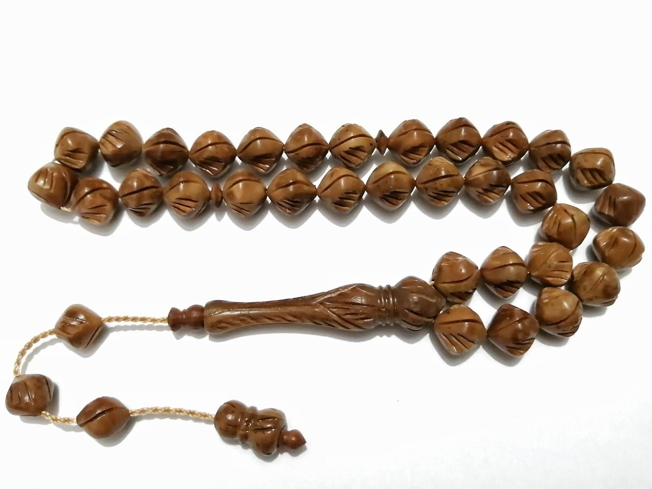 Sistem Püsküllü Kalem İşçilikli İstanbul Kesim Kuka Tesbih