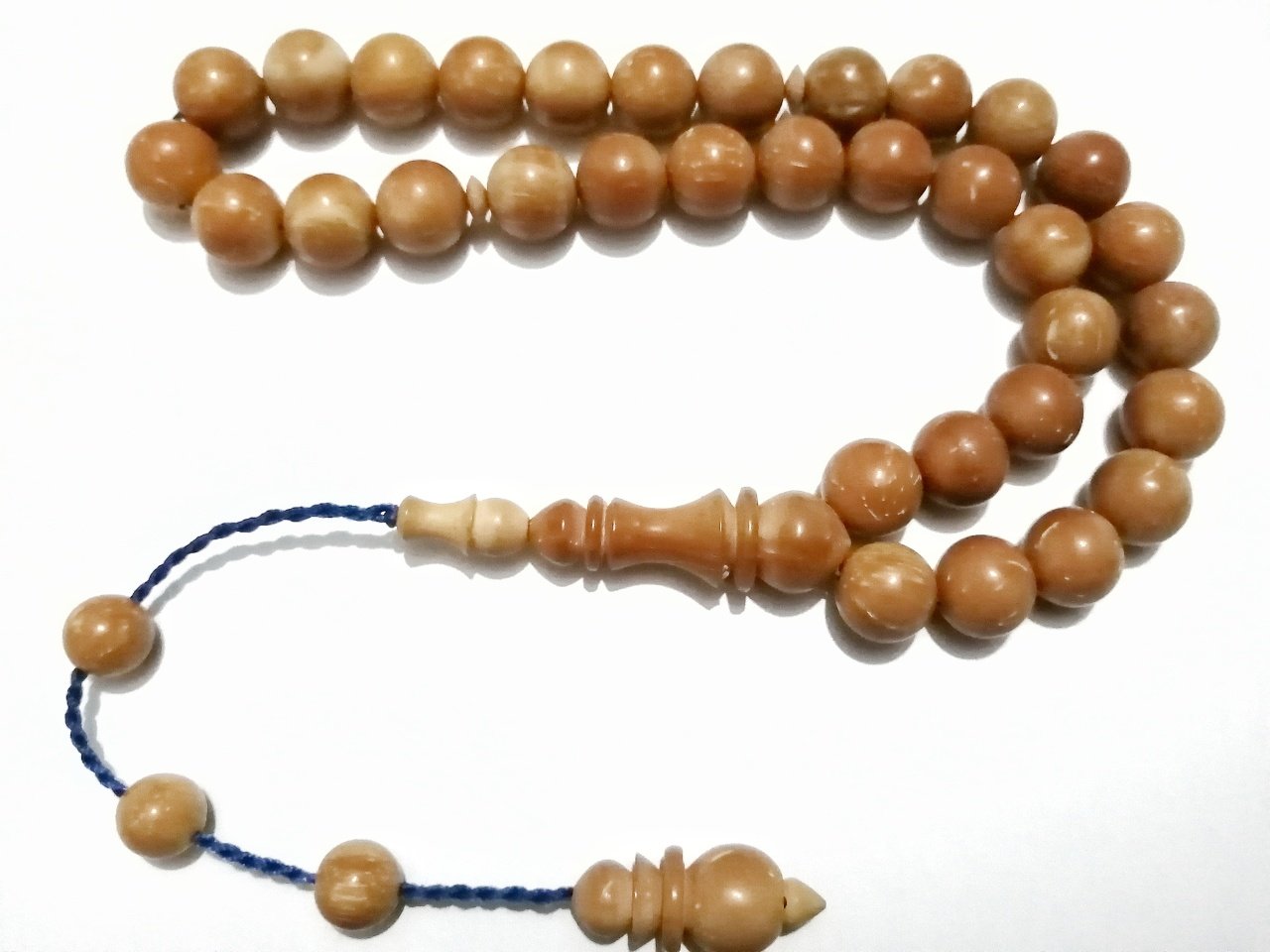 Sistem Püsküllü Özel İşçilikli Küre Kesim Kuka Tesbih