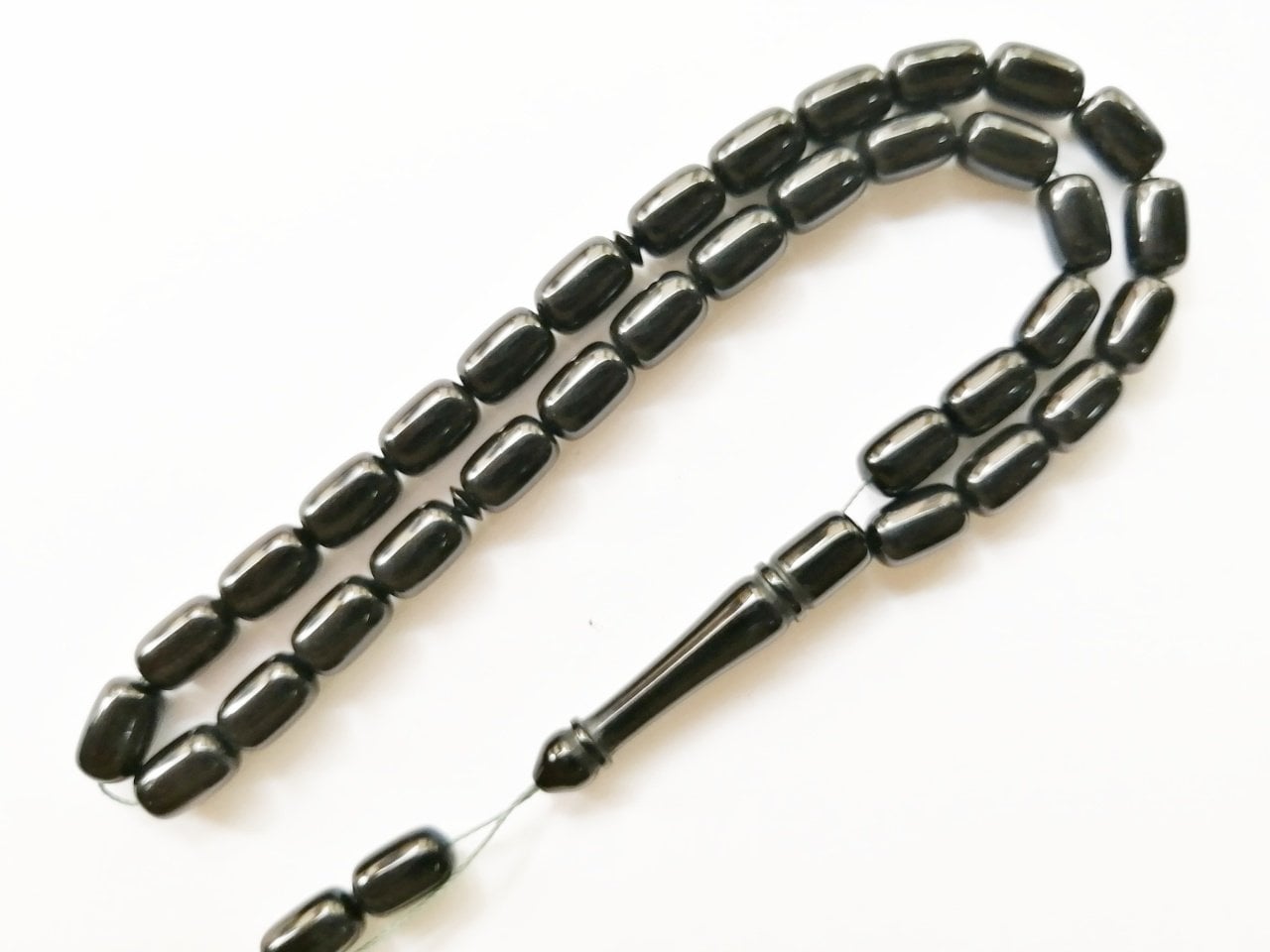 Siyah Kapsül Kesim Sıkma Kehribar Tesbih