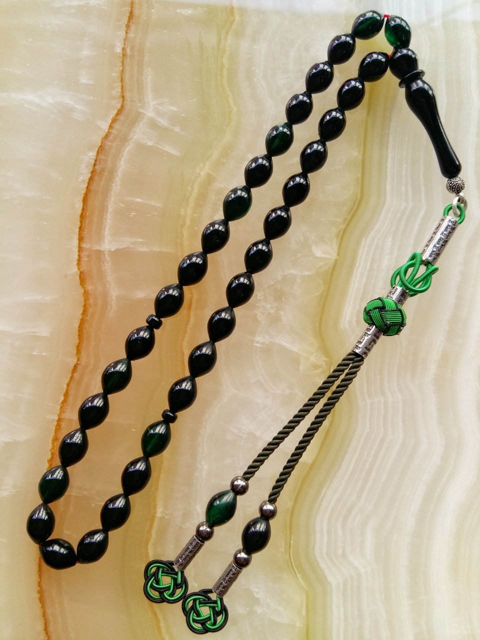 Kazaz Püsküllü Yeşil Yansimalı Sıkma Kehribar Tesbih