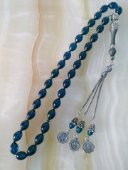 925 Ayar Gümüş Püsküllü Elde Yağ Gibi Çekimi Olan Ateş Kehribar Tesbihimiz Birinci Kalite Malzemeden Yapılmış Olup Yumuşak Dokusu ve Kusursuz İşçiliği ile Tesbih Severlerin Beğenisine Sunulmuştur.