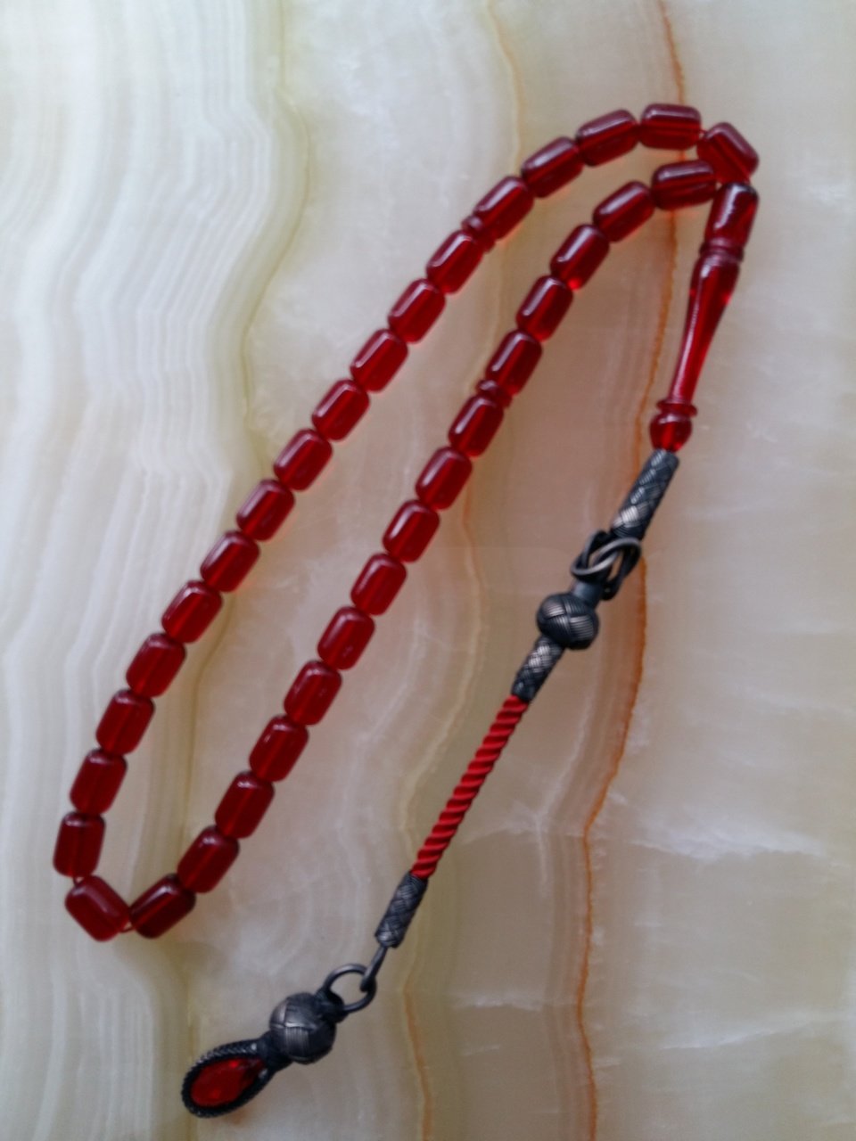 Kazaz Püsküllü İşçilikli Atölye Yapımı Ateş Kehribar Tesbih.