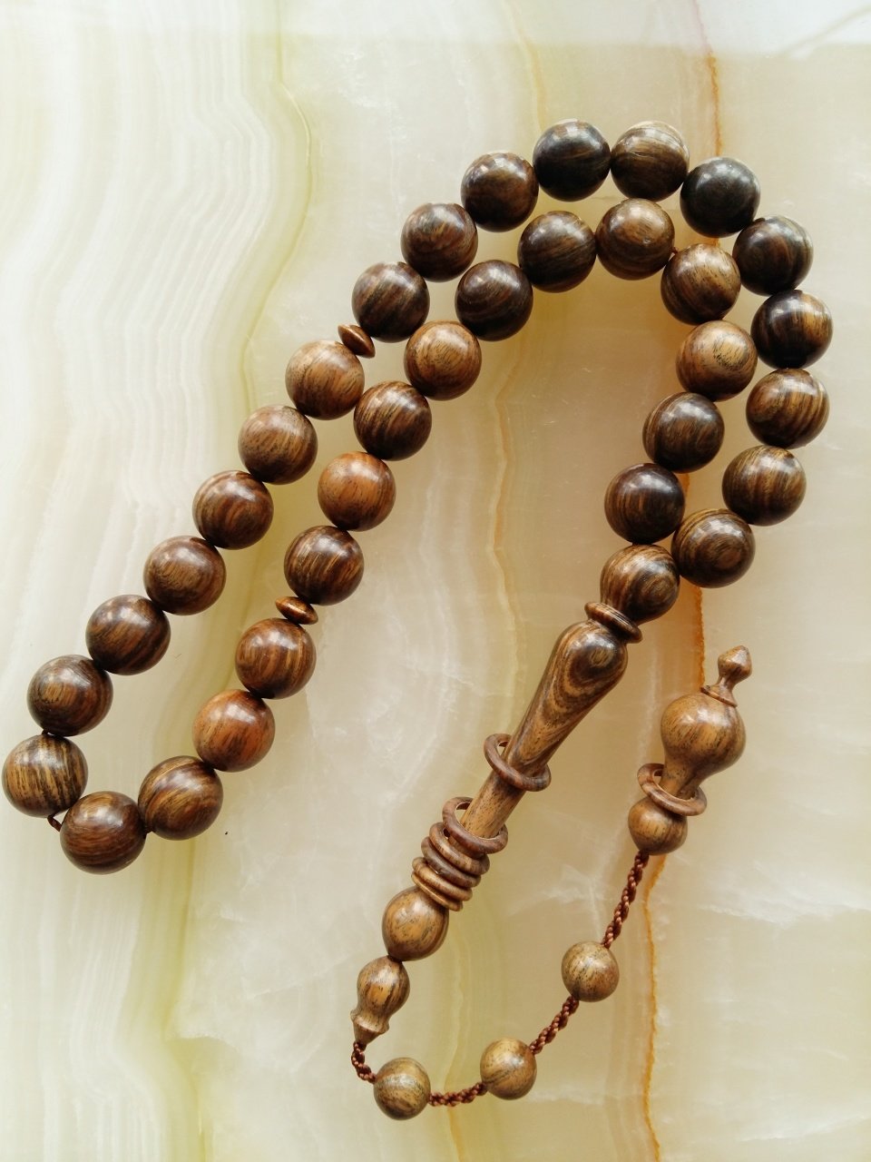 Sistemli Imamesi Halkalı Özel İşçilikli Kolleksiyonluk Küre Kesim Pelesenk Ağacı Tesbih.