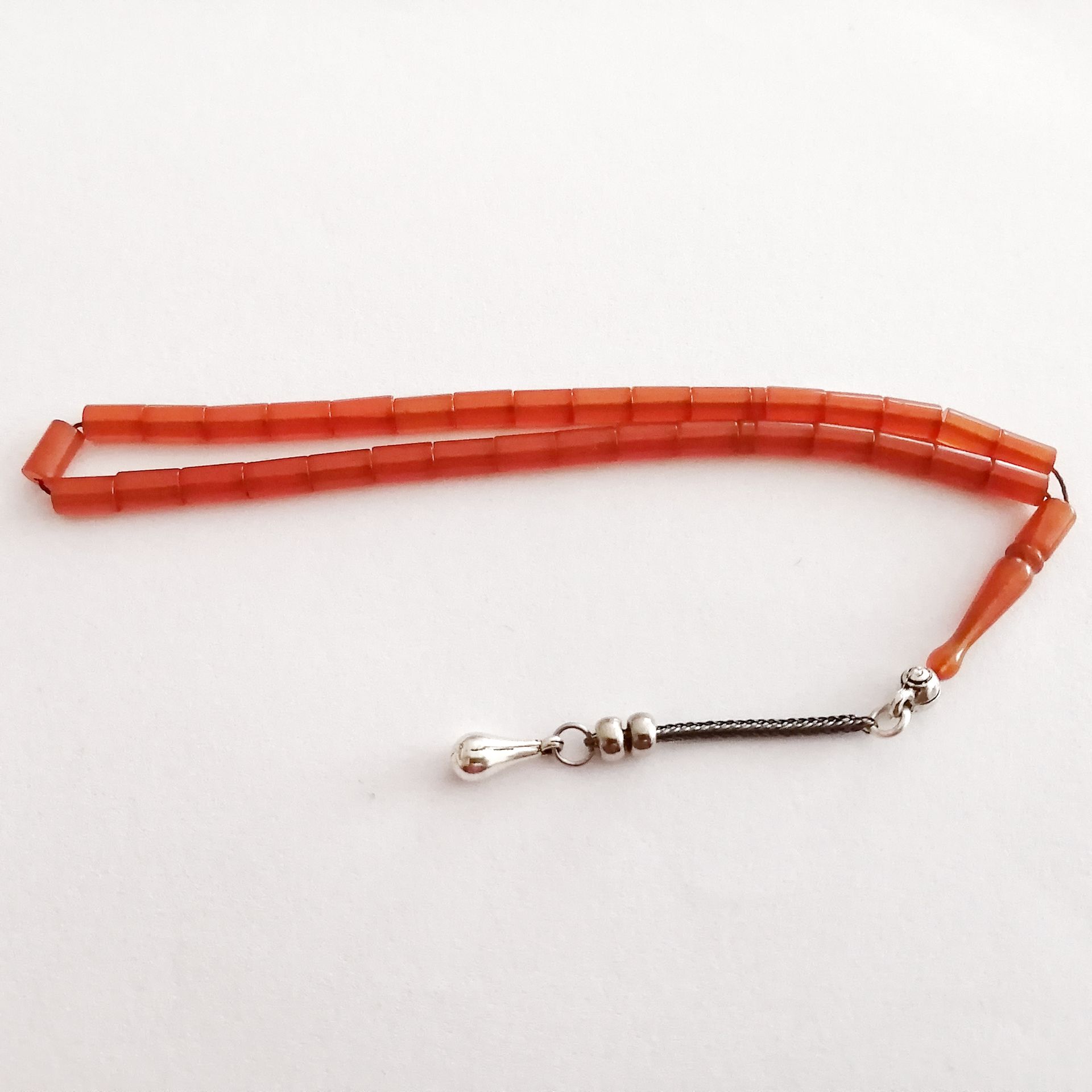 Alpaka Püsküllü Kesme Model Hareli Sıkma Kehribar Tesbih