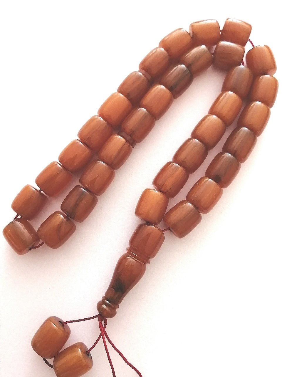 İri Boy Dik Hareli Kapsül Kesim Sıkma Kehribar Tesbih