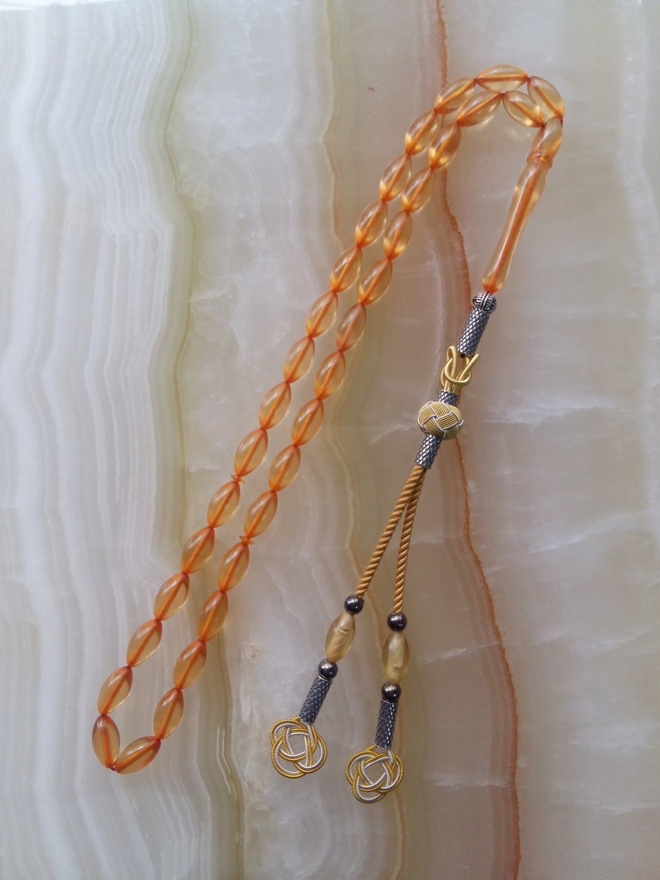 Gümüş Kazaz Püsküllü Çektikçe Parlayacak Beyzi Kesim Özel İşçilikli Ateş Kehribar Tesbih