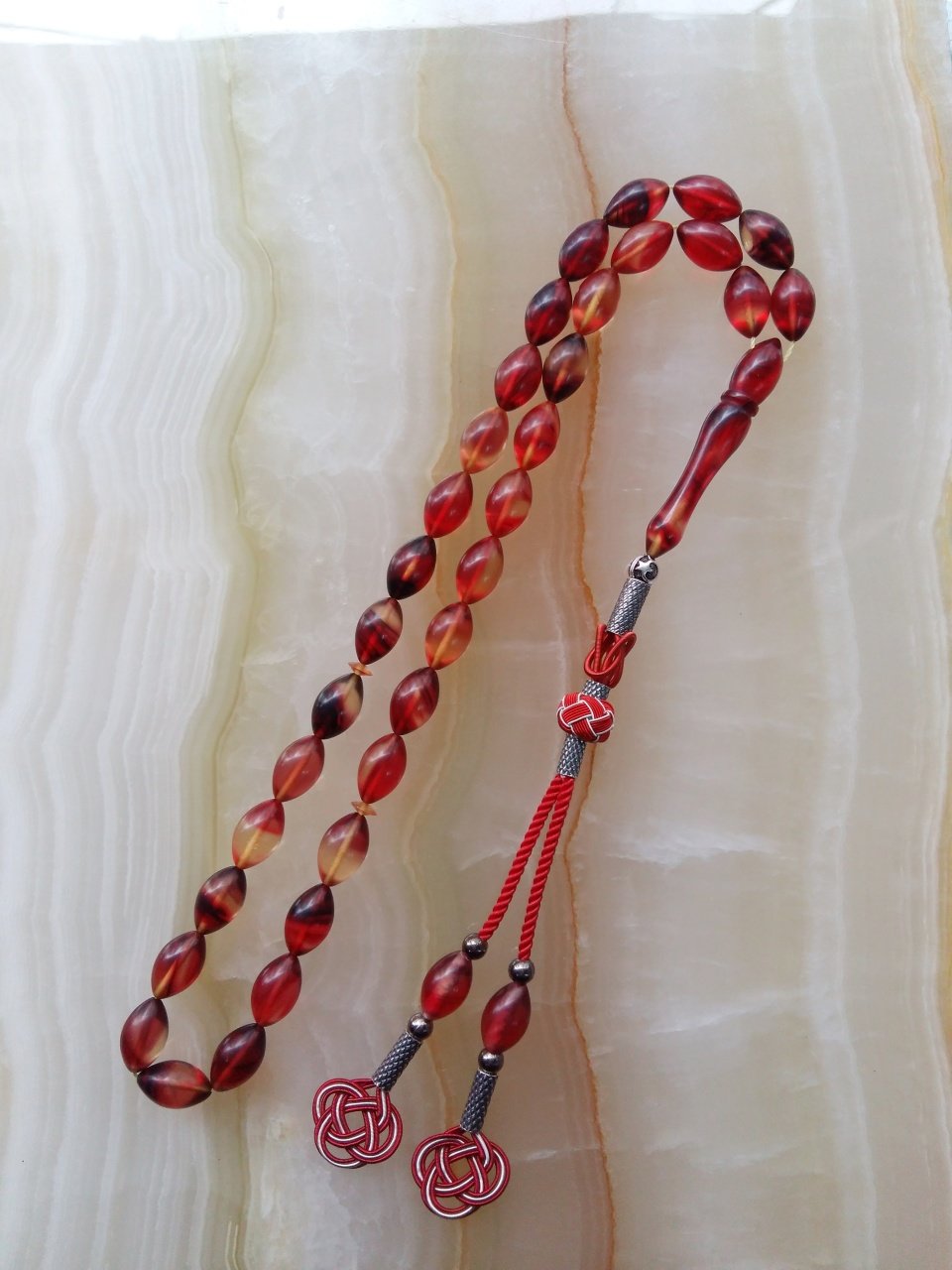 Gümüş Kazaz Püsküllü Çektikçe Parlayacak Hareli Beyzi Kesim Sıkma Kehribar Tesbih