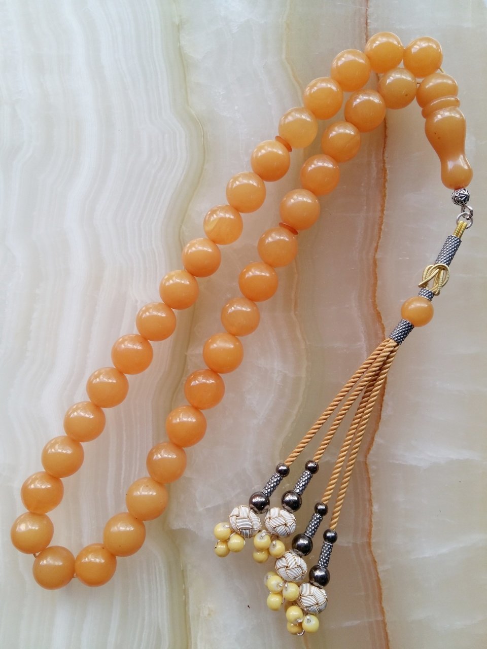 Gümüş Kazaz Püsküllü Küre Kesim Sarı Sıkma Kehribar Tesbih