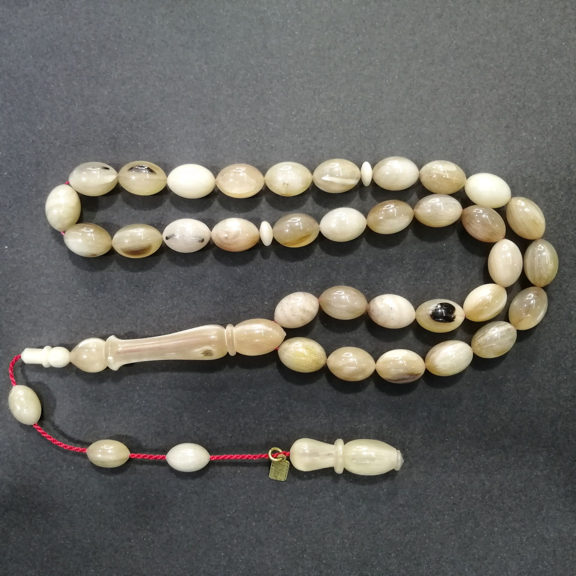 Sistem Püsküllü Beyzi Kesim Hatasız Koç Boynuzu Tesbih