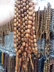 Sistemli Özel İşçilikli Kolleksiyonluk Beyzi Kesim Yılan Ağacı Tesbih