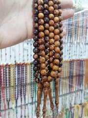 Sistemli Özel İşçilikli Kolleksiyonluk Küre Kesim Yılan Ağacı Tesbih