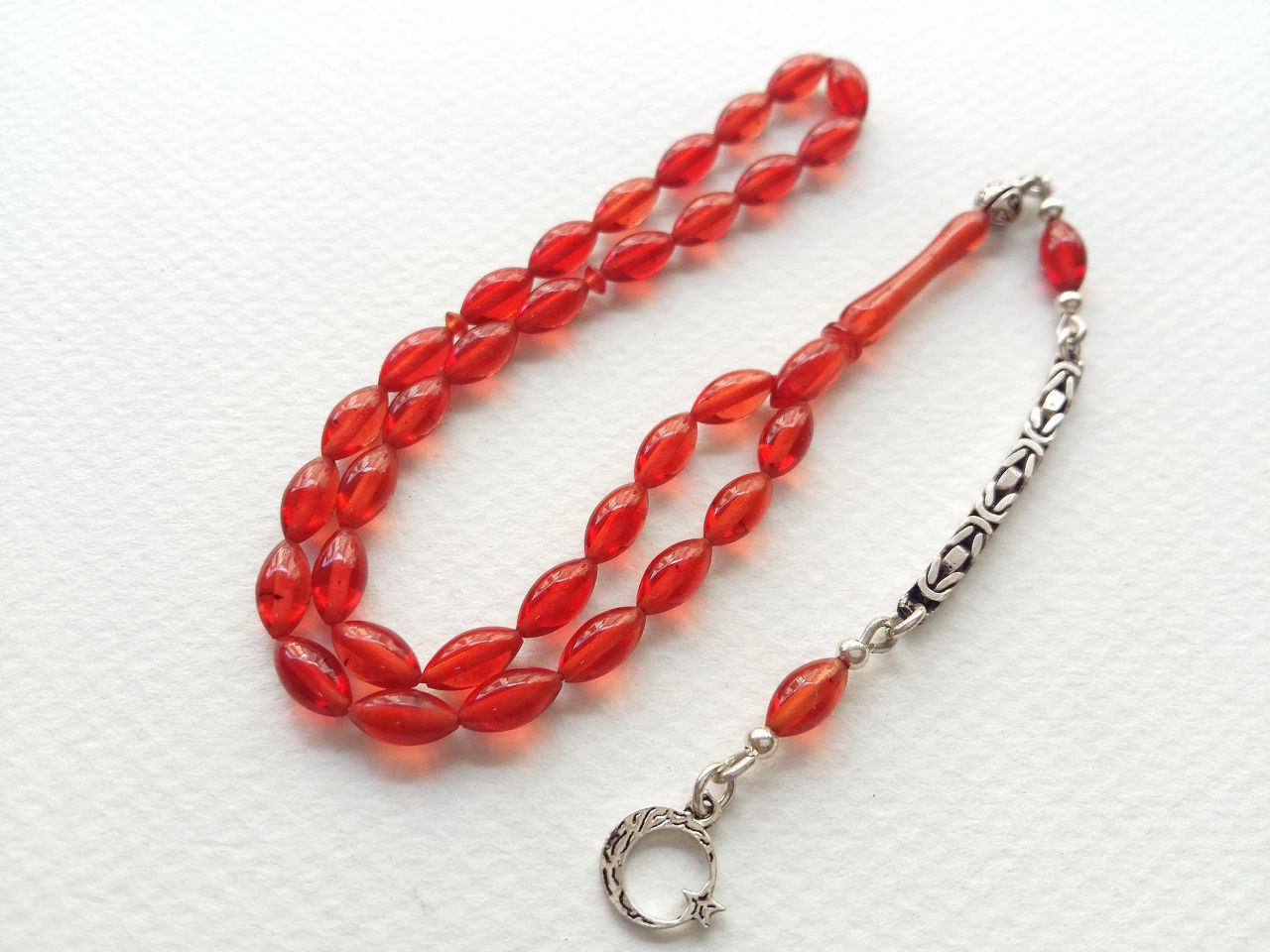 Kral Zincirli Türk Bayrağı  Tasarımlı Gümüş Püsküllü Sıkma Kehribar Tesbih