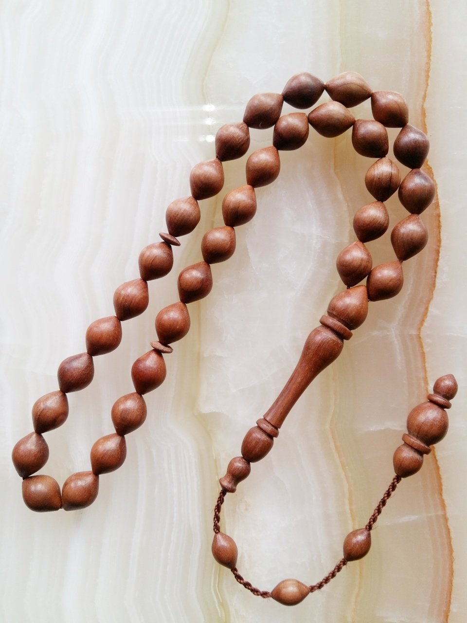 Sistemli Sıgırcık Kesim Kızılcık Kirazi Ağacı Tesbih