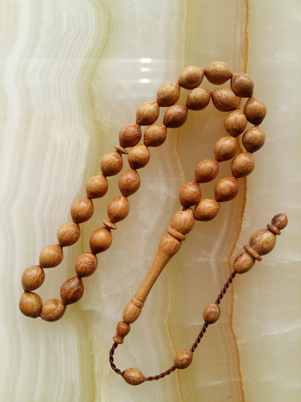 Sistemli Sıgırcık Kesim Akasya Ağacı Tesbih