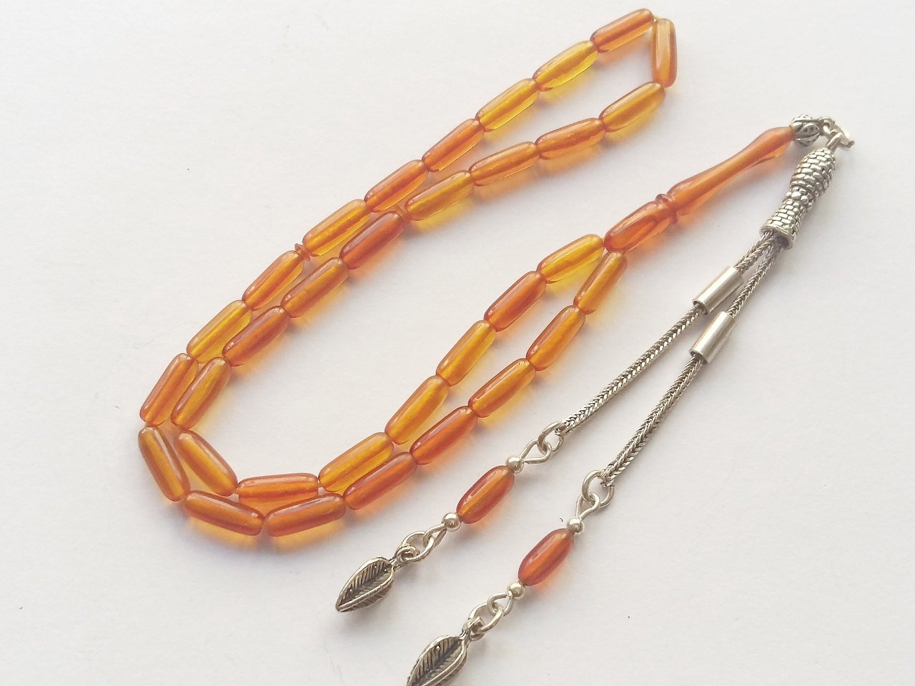 925 Ayar Gümüş Püsküllü Kapsül Kesim Sıkma Kehribar Tesbih