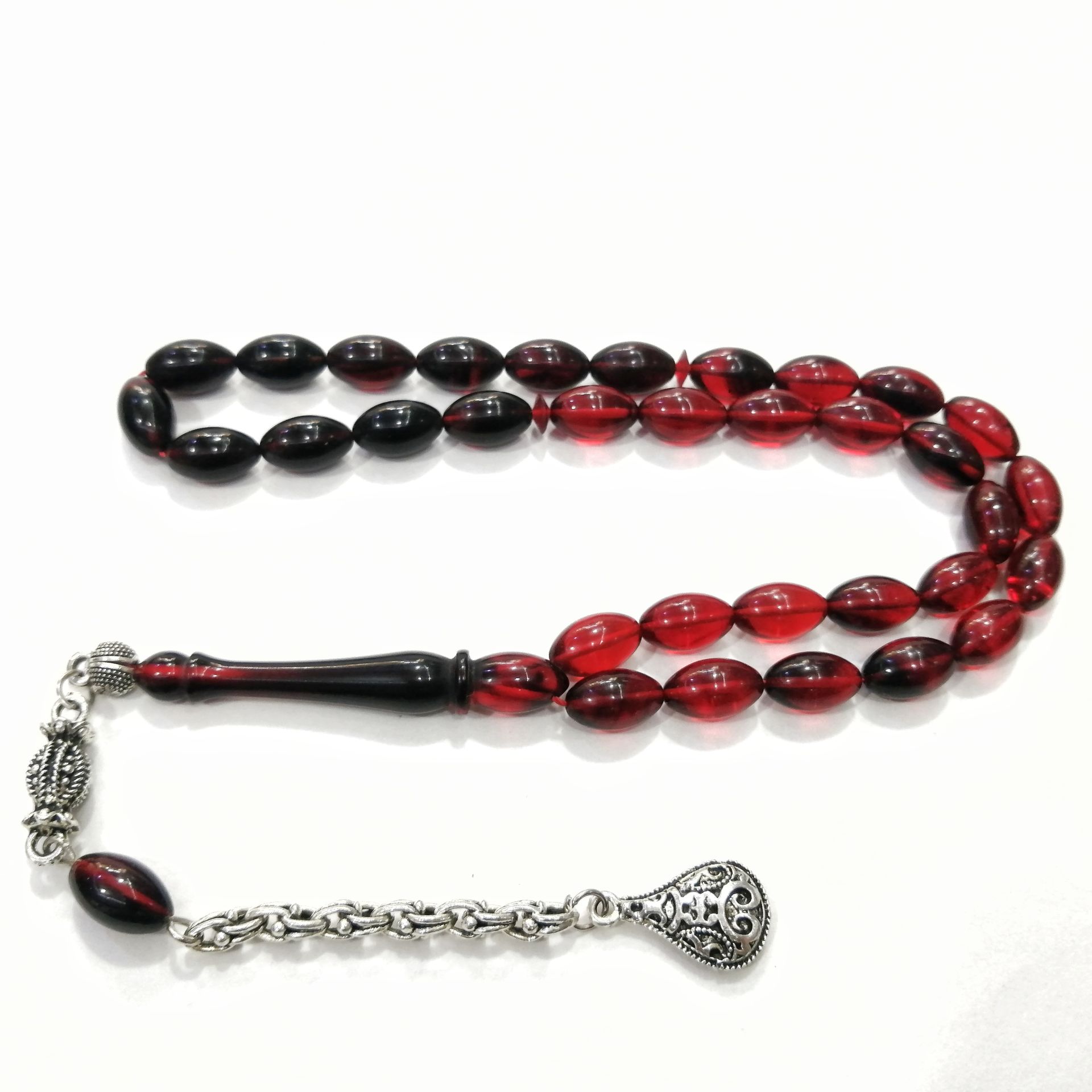 Gümüş Kaplama Alpaka Püsküllü Beyzi Kırmızı Siyah Sıkma Kehribar Tesbih