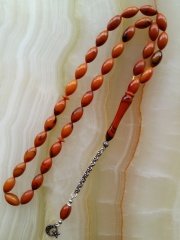 925 Ayar Gümüş Püsküllü Özel İşçilikli Atölye Yapımı Beyzi Kesim Hareli Sıkma Kehribar Tesbih