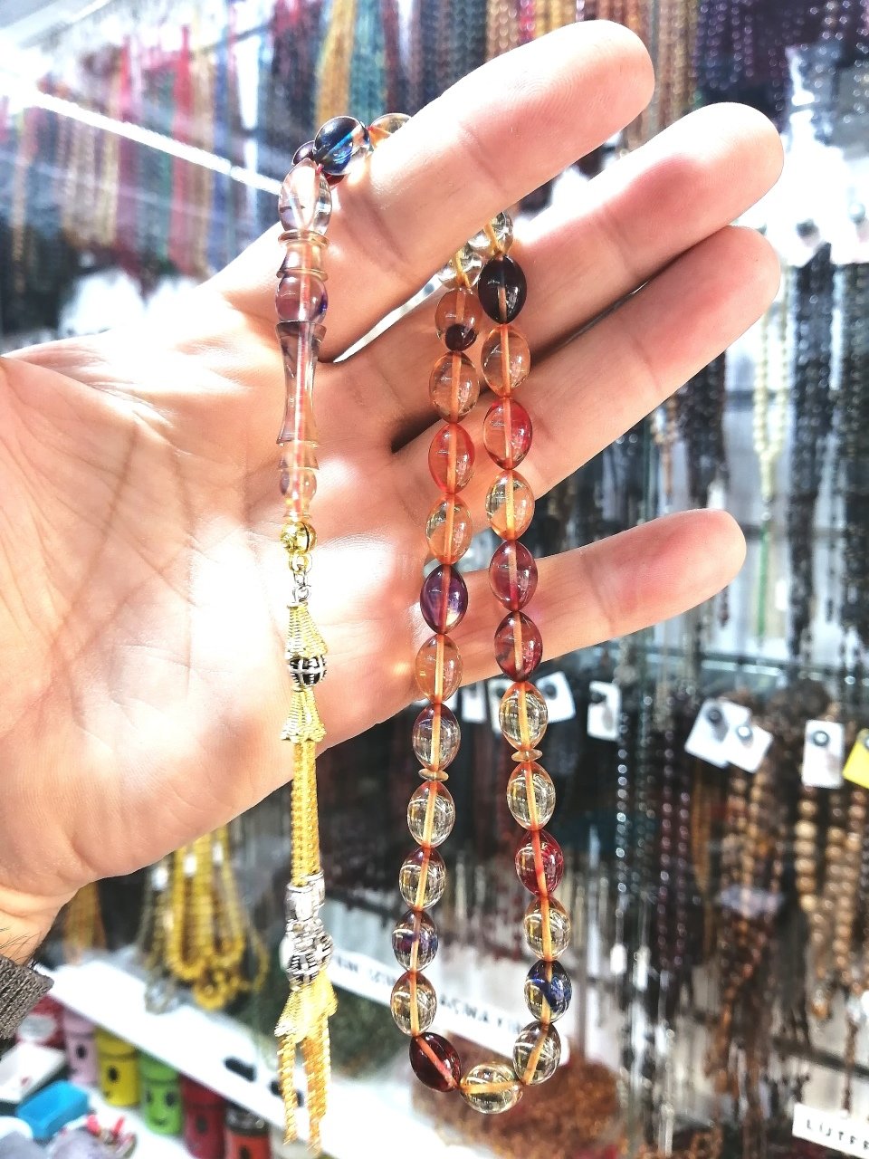 Alpaka Püsküllü İmamesi İşçilikli Hatasız Beyzi Kesim Hareli Sıkma Kehribar Tesbihimiz Toptan Fiyatına Türkiyenin Online Toptan Tesbih Satış Sitesi toptantesbih.com da Beğeninize Sunulmuştur