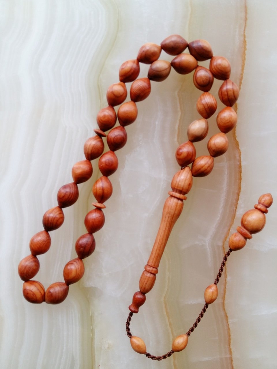 Sistemli Tombul Beyzi Kesim Kıbrıs Ağacı Tesbih