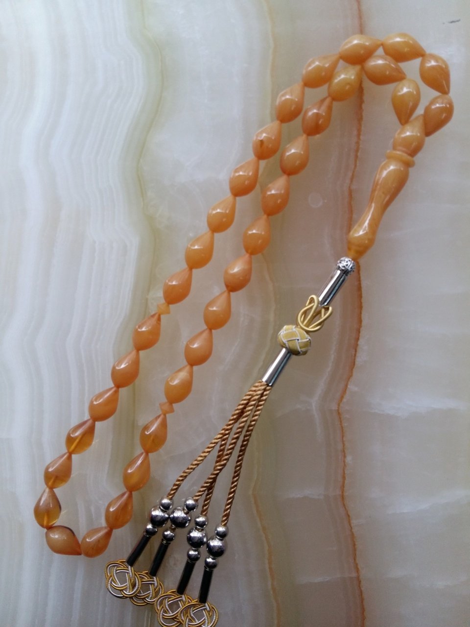 Metal Elişi Kazaz Püsküllü Özel İşçilikli Atölye Yapımı Hareli Göz GözYaşı Damla Kesim Sıkma Kehribar Tesbih