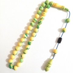 Sistem Püsküllü Yeşil Hareli Küre Kesim Katalin Tesbihimiz Toptan Fiyatına Türkiyenin Online Toptan Tesbih Satış Sitesi toptantesbih.com da Beğeninize Sunulmuştur