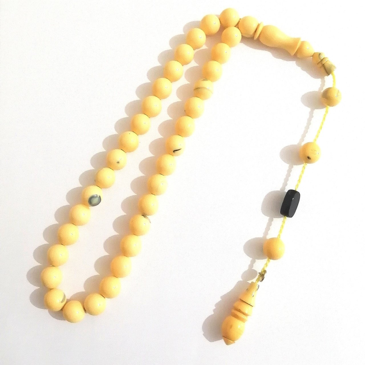 Sistem Püsküllü Küre Kesim Katalin Tesbihimiz Toptan Fiyatına Türkiyenin Online Toptan Tesbih Satış Sitesi toptantesbih.com da Beğeninize Sunulmuştur