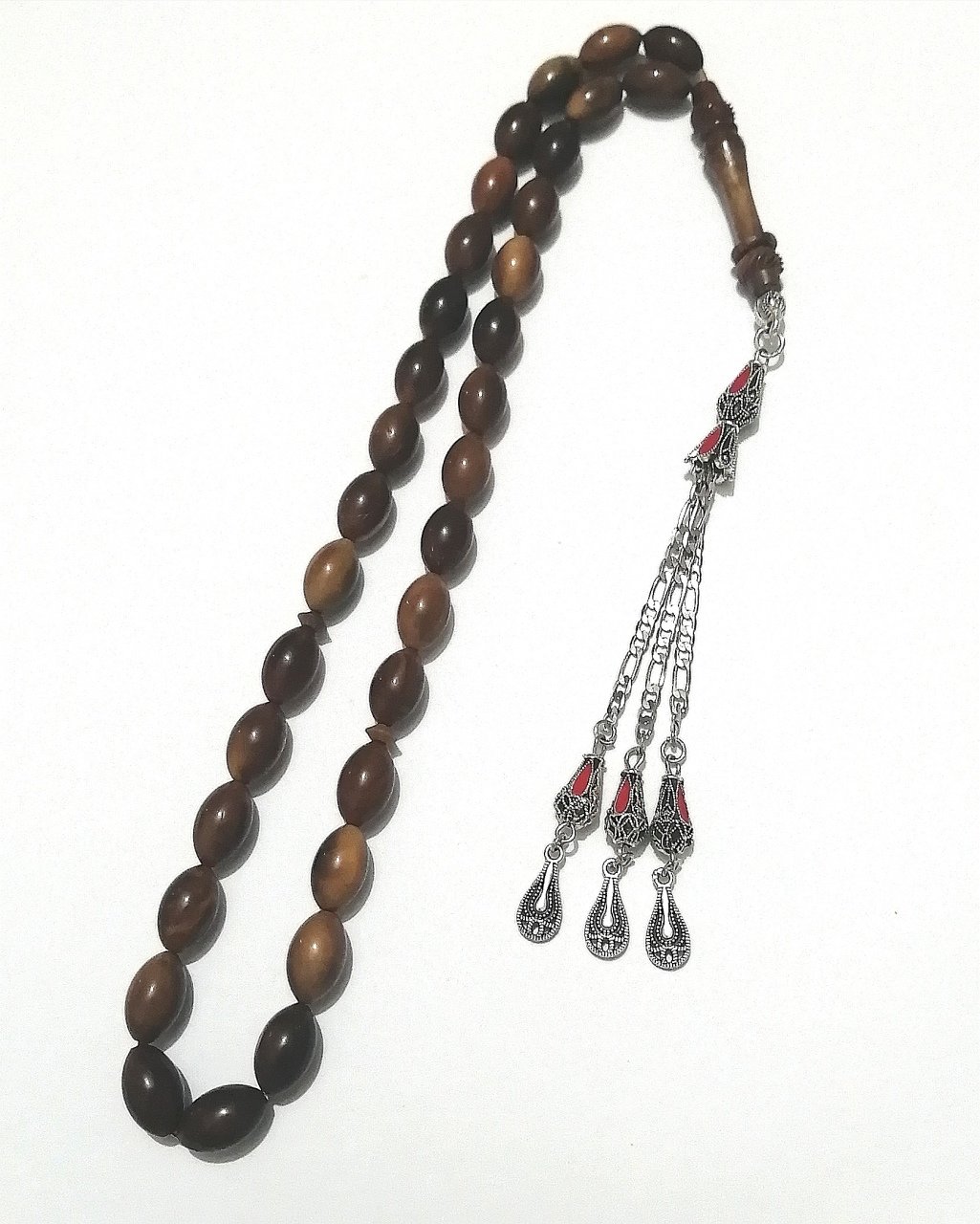 Halep Modeli Mineli Alpaka Püsküllü Beyzi Kesim Kuka Tesbihimiz Toptan Fiyatına Türkiyenin Online Toptan Tesbih Satış Sitesi toptantesbih.com da Beğeninize Sunulmuştur