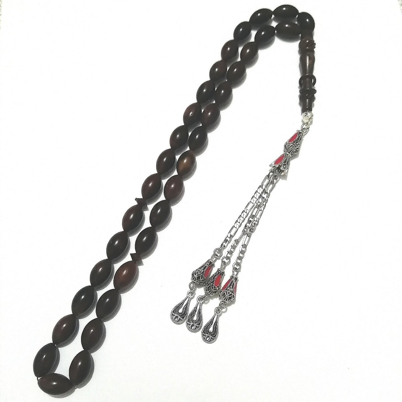 Halep Modeli Mineli Alpaka Püsküllü Beyzi Kesim Kuka Tesbihimiz Toptan Fiyatına Türkiyenin Online Toptan Tesbih Satış Sitesi toptantesbih.com da Beğeninize Sunulmuştur