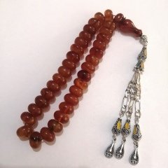 Halep Modeli Mineli Alpaka Püsküllü Basık Kesim Bilek Boy Sıkma Kehribar Tesbihimiz Toptan Fiyatına Türkiyenin Online Toptan Tesbih Satış Sitesi toptantesbih.com da Beğeninize Sunulmuştur