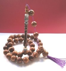 Sistem Püsküllü İmamesi Özel İşçilikli Küre Kesim Kuka Tesbihimiz Toptan Fiyatına Türkiyenin Online Toptan Tesbih Satış Sitesi toptantesbih.com da Beğeninize Sunulmuştur