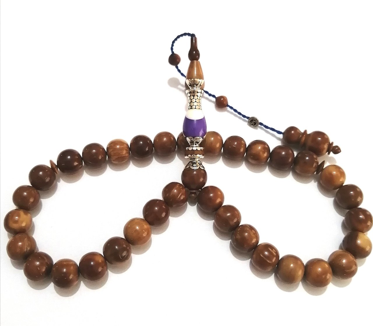 İmamesi Gümüş Nakkaş İşçilikli Küre Kesim Kuka Tesbihimiz Beğeninize Sunulmuştur